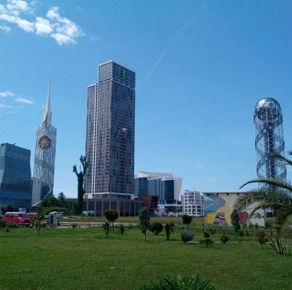 Apartment Gorgasali_57 Batumi Kültér fotó